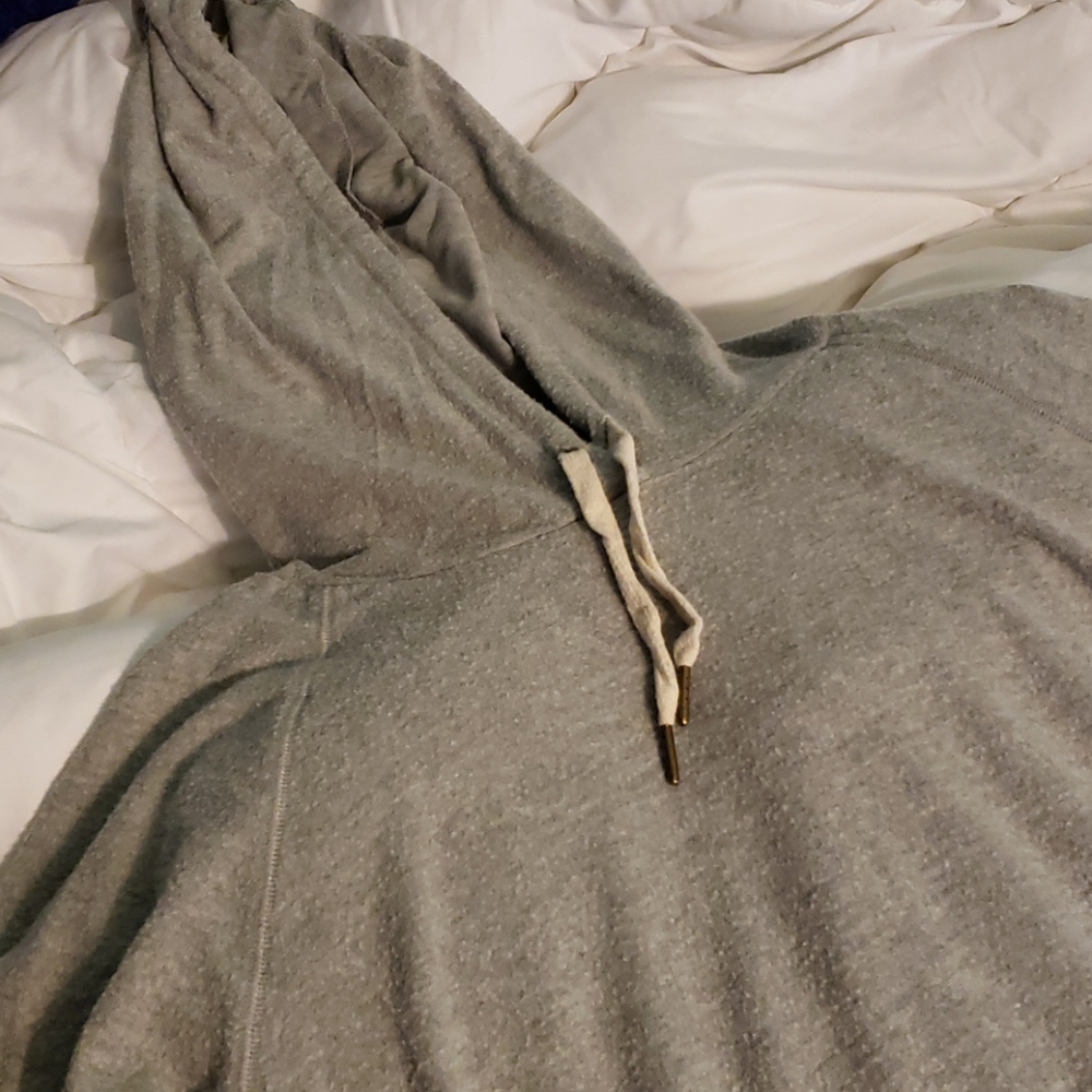 Soft hooded sweatshirt - Picture 3 of 4